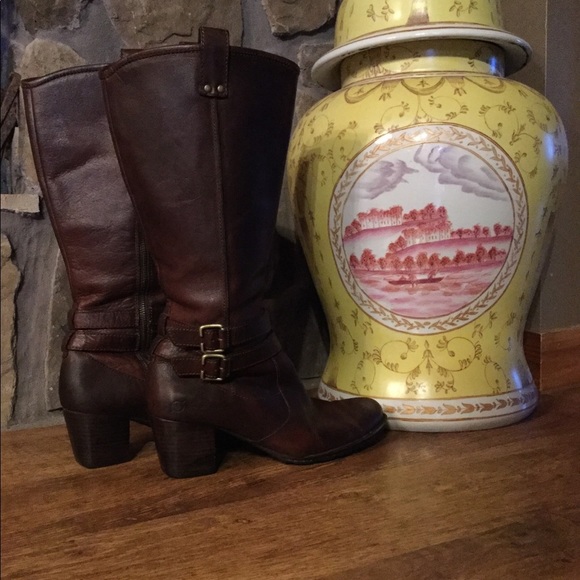 Born Brown  Tall boots - Picture 3 of 8